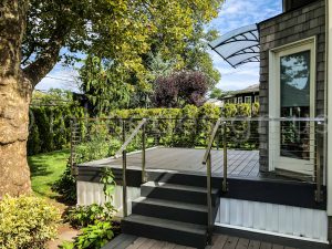 cable deck railing 300x225